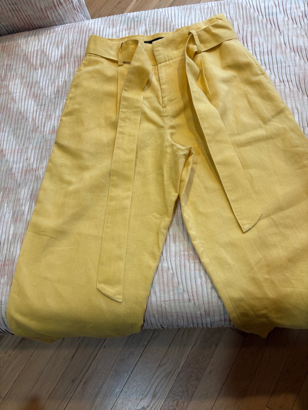 Zara Basic Soft Yellow Linen Pants - Picture 3 of 4